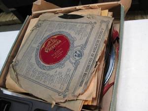lot 12 image: Lot of misc vinyl records...