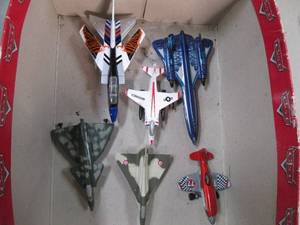 lot 31 image: Lot of die cast airplanes . Hot whe...