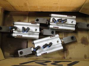 lot 33 image: Set of 3 SMC Cylinders, max press 1...