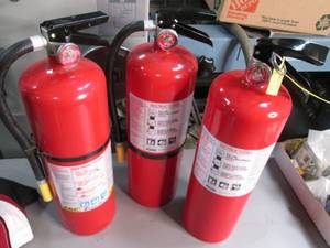 lot 44 image: Lot of 3 fire extinguishers...