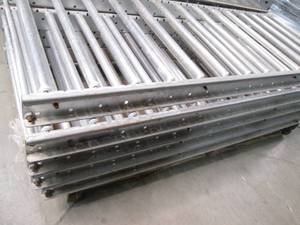 lot 82 image: Lot of Span-Track rollers by unex...