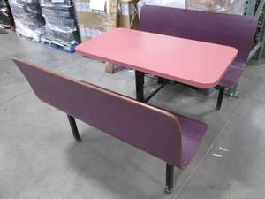 lot 85 image: Restaurant Style connected TableBo...