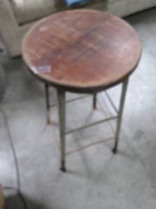 lot 93 image: Vintage US Postal Service stool wit...