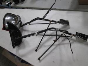 lot 101 image: Pair of truck or bus mirrors