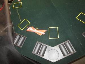 lot 4 image: Portable folding Budweiser poker ga...