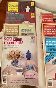 lot 19 image: Lot of over 25 Vintage Magazines