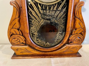 lot 5 image: Gingerbread Clock