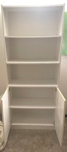 lot 31 image: White Bookcase with Shelves