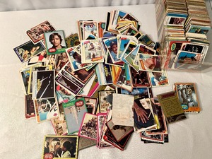 lot 148 image: Large Lot of Mixed Cards - Kiss, Baseball Cards, Jaws, Mork & Mindy, Star Wars, Battlestar Galactica & more