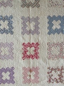 lot 192 image: Fun Small Quilt