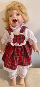 lot 209 image: Seymour Mann The Connoisseur Doll Collection Porcelain Dolls