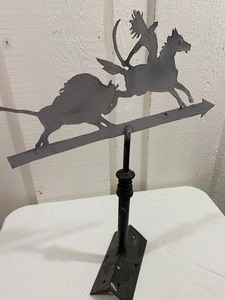 lot 60 image: Metal Weathervane Display
