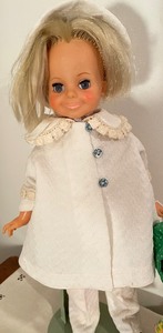 lot 224 image: Lot of fun 7 Unique Dolls