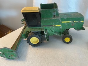 lot 246 image: Vintage Toys