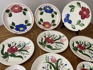 lot 275 image: Assorted Blue Ridge Dishware