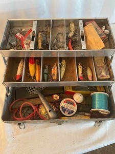 lot 267 image: Tackle Box with Lots of Lures