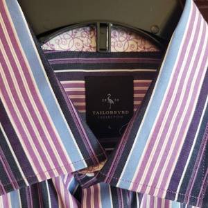 lot 59 image: Tailorbyrd  Tommy Bahama  Ben Sherman Mens Button Down Shirts, size Large