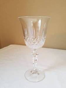 lot 97 image: Elegant Dining Service Accessories