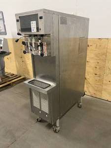 Stoelting 237R-109C Ice Cream Machine R12