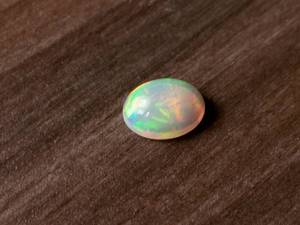 lot 60N image: Colorful and Full 1.50 Carat Natural Ethiopian Welo Opal