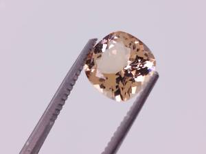 lot 30Q image: 2.59 Brownish Pink Natural Morganite Gemstone $750 - $1000 Retail
