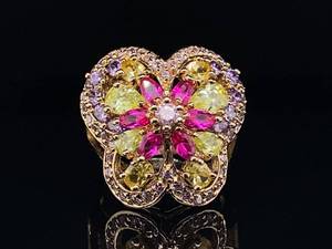 lot 91 image: Beautiful and Bright Butterfly Ring Estate Ring