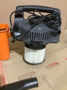 RIDGID 3 Gal. 3.5-Peak HP Portable WetDry Shop Vacuum with Built-in Dust Pan, Filter, Expandable Hose and Car Nozzle NOT USED SEE PICS