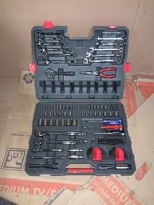 CRESCENT 14 in. 38 in. and 12 in. Drive Mechanics Tool Set (148-Piece) NOT USED SEE PICS