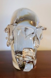 lot 19 image: Clear Art Glass Elephant