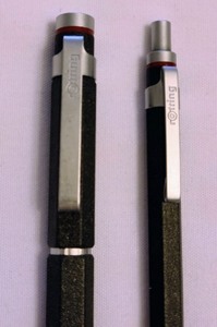 lot 34 image: Rotring Pen Set
