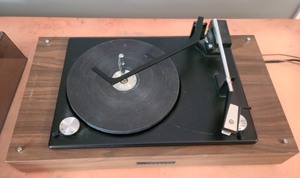 lot 42 image: Vintage Panasonic Turntable