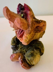 lot 170 image: Vintage Carved Wood Figurines
