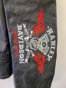 lot 192 image: Harley Davidson Leather Jacket