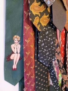 lot 212 image: Huge Assortment of Mens Ties