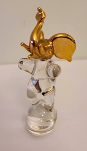 lot 65 image: Tiny Glass Elephants