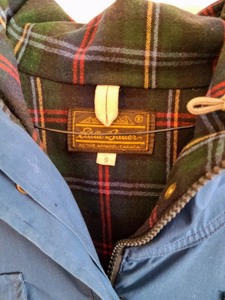 lot 243 image: Ladies Eddie Bauer Jacket