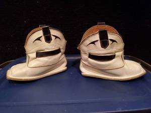 lot 9 image: Darling ,Hand Made Babies Moccasins
