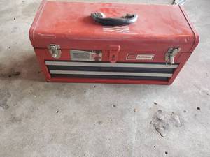 lot 65 image: Tool Box With Good Amount Of Tools