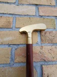 lot 64 image: Quality Cane With a Brass Handle, Quite Unique