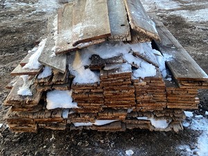 Pallet Lot Of Lumber