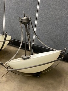 lot 13 image: (4) Matching Light Fixtures