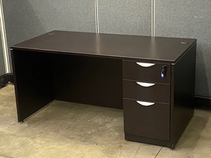lot 4 image: Wooden Office Desk With File