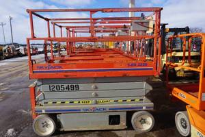 Sky Jack Model SJIII 3226 Scissors Lift