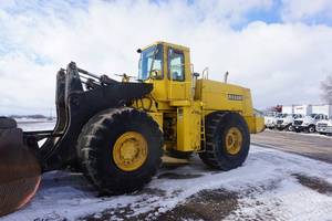 1987 Michigan Model L190 Articulating Wheel Loader