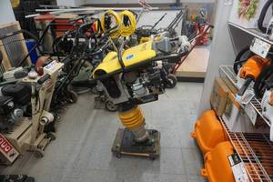 Loncin Model RM196LC Jumping Jack Plate Packer
