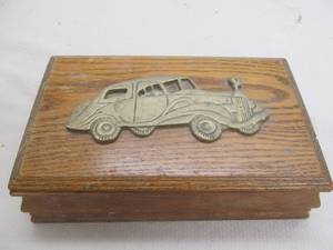dresser box