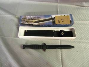 Navy Commander knife 16-938 BRAND N...