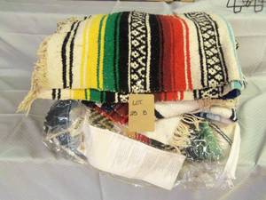 Colorful Medium weight Twin Size Qu...