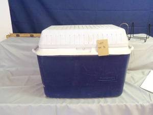 Medium sized blue and white cooler ...