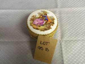 Vintage Antique Metal gold Jewlery ...